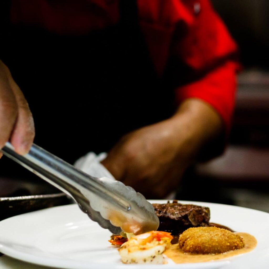 38213738_1835242663225052_7494333347263414272_n