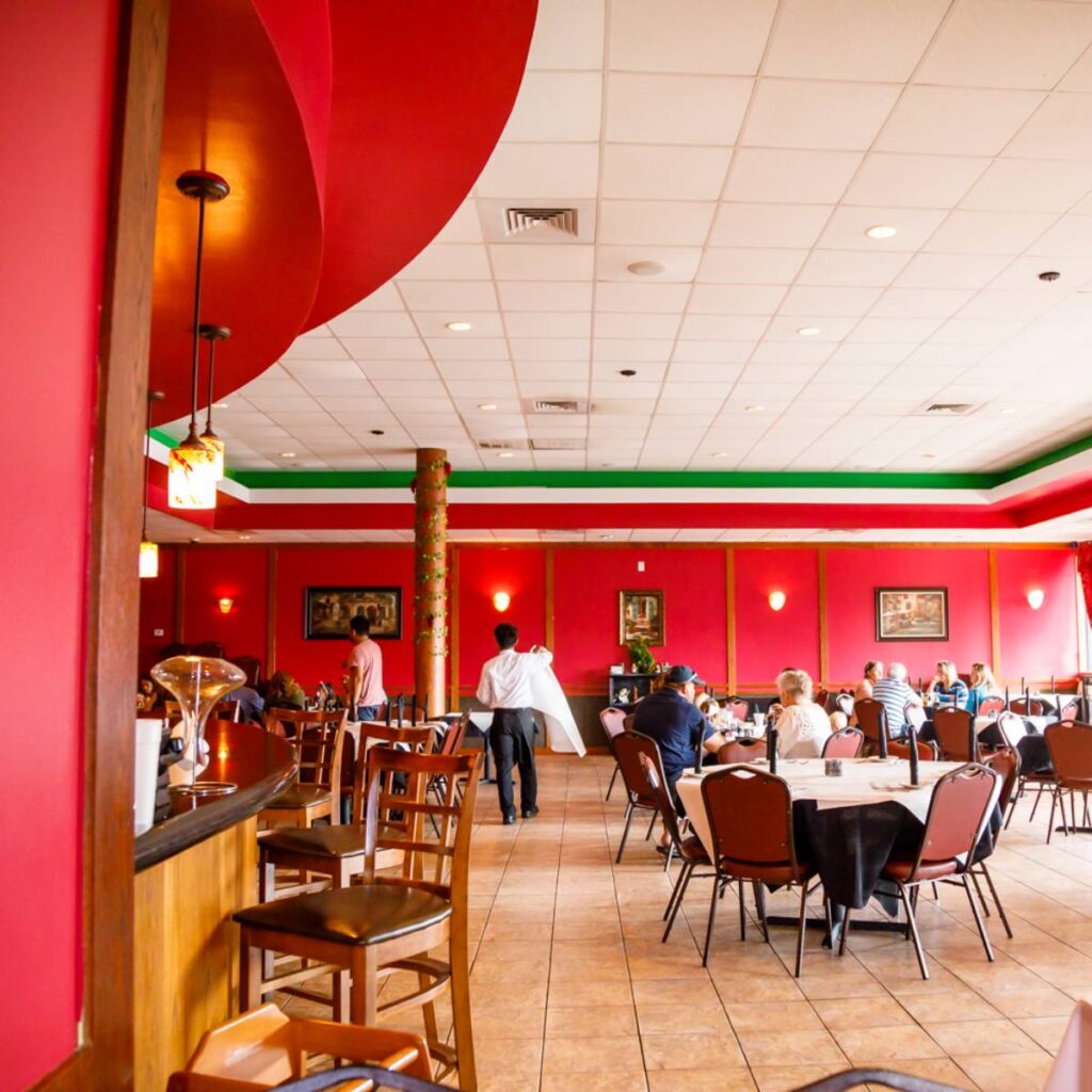 50050181_2069989673083682_144615212463423488_n